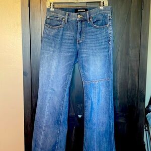 Express jeans, size 6 short.
